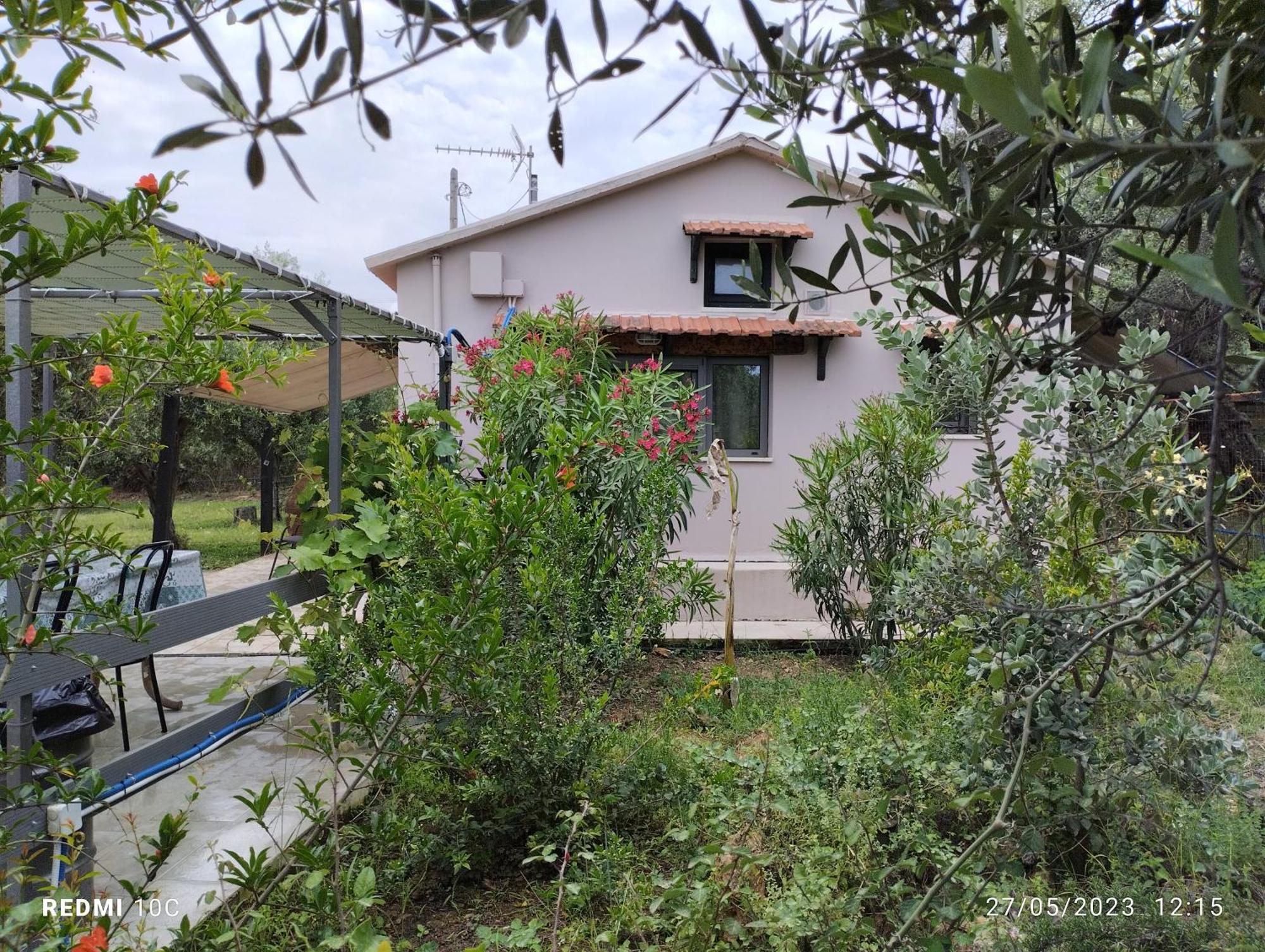 Olea Cottage Galatás Exteriör bild
